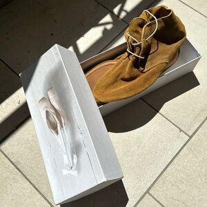 Anniel Soft Leather Shoes Size 8